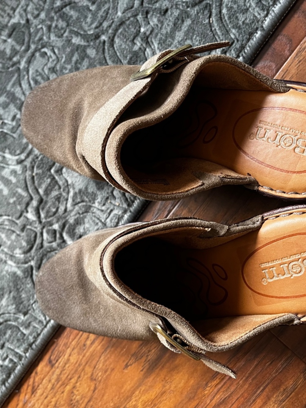 Leather Clogs - Picture 3 of 5